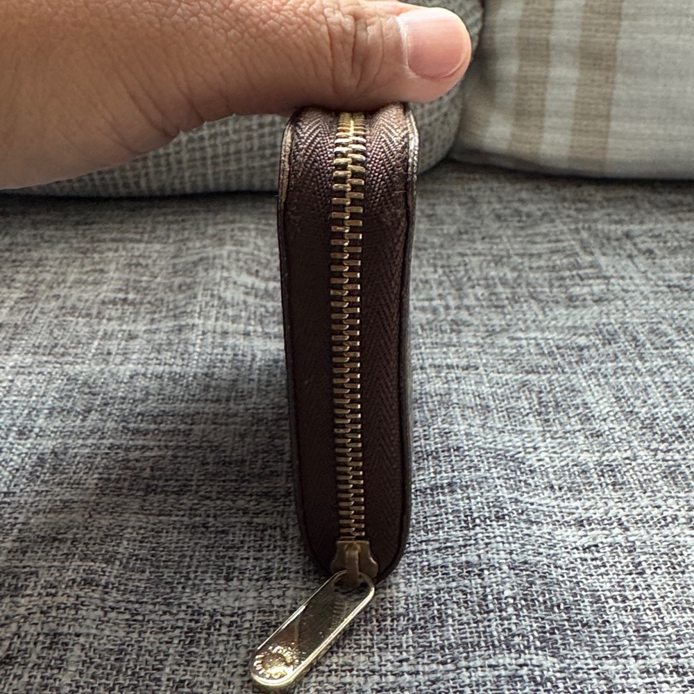 Louis Vuitton Brown and Gold Monogram Small Wallet - Picture 6 of 9